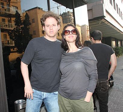 הם בחרו בהצעת החוק של קרין אלהרר כיוון שהעריכו שלה יש סיכויים טובים לעבור. חוגגת עם כוכבים