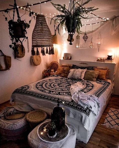 Impressive Chandeliers Decoration Ideas For Your Bedroom Bohemian