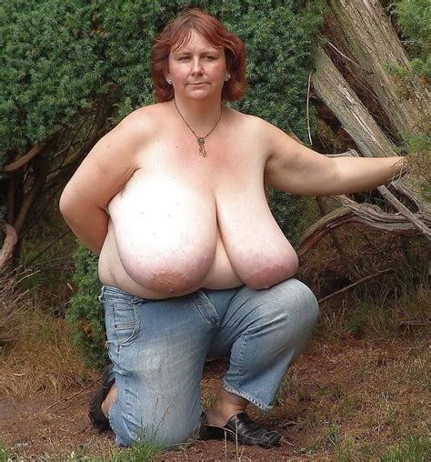 Older Women With Big Boobs Posing Nude OlderWomenNaked
