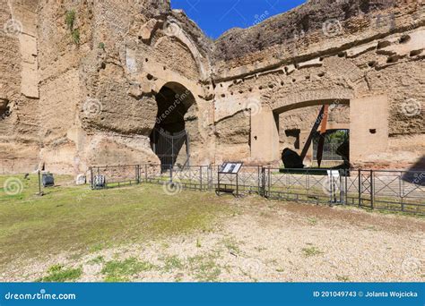 Bains Du Iiie Si Cle Des Ruines De Caracalla Des Bains Publics Romains Anciens Rome Italie