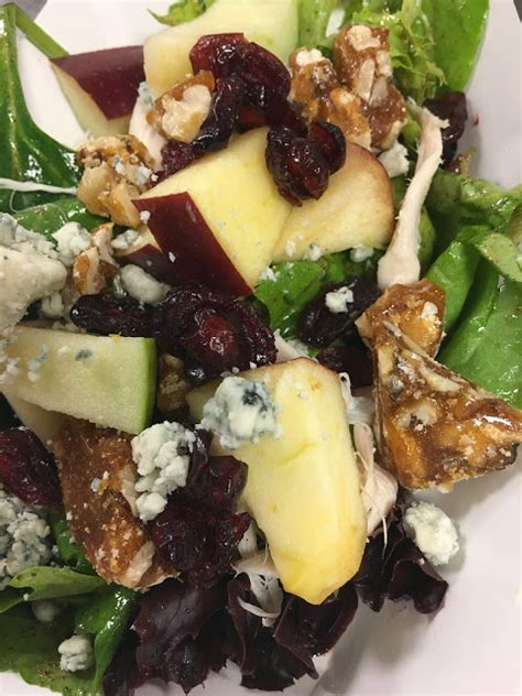 Nutrition facts for discontinued items from the panera bread menu. Harvest Apple Chicken Salad with a Cinnamon Vinaigrette ...