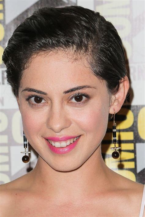 13 Things You Didnt Know About The Breakout Awesomeness That Is Rosa Salazar Hd Phone
