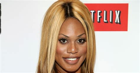 Transgender Oitnb Actress Laverne Cox Is Writing A Memoir