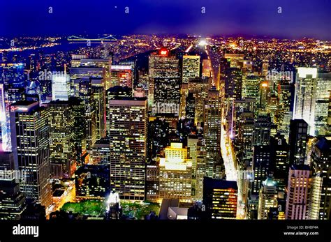 New York Skylines 1990s Hi Res Stock Photography And Images Alamy