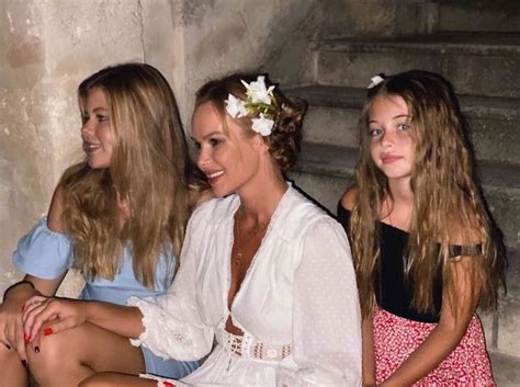 Amanda Holden Sends Fans Wild As They Call Stunning Daughter Lexi Her Twin News Need News