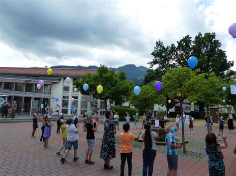 Leutkircher bank leutkirch im allgäu. Schulleben 2019/20 - Grundschule Nesselwang
