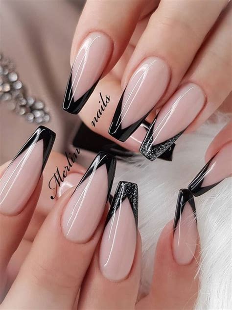 40 Black Nail Designs To Try This Year Ray Amaari Nail Tip Designs