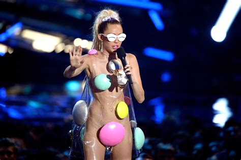 Miley Cyrus Releases Free Album See Tracklist Video Cbs News