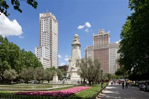 Plaza De España En Madrid Qué Ver Historia Monumentos 2024