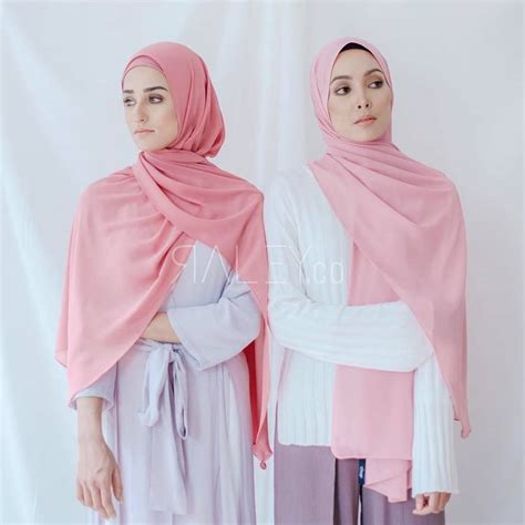 5 Cara Gampang Memakai Hijab Pashmina Kaos Bukareview