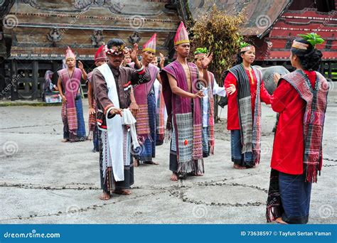 Traditional Batak Dancers In Toba Lake Editorial Photography Image Of
