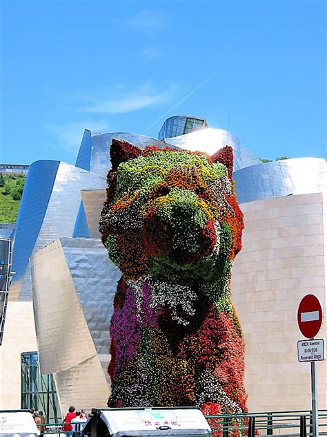 Puppy Living Sculpture Bilbao Budgettravel Travel Puppy Cute