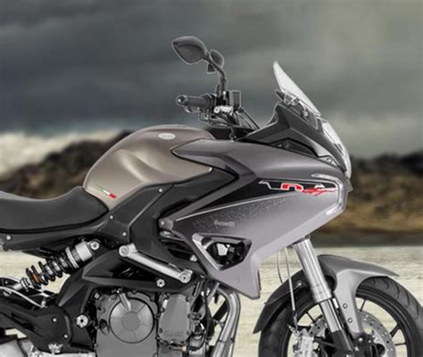 Benelli Tnt Gt Price Mileage Specs Images Of Tnt Gt