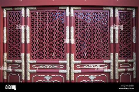 Traditional Chinese Window Lattice Stock Photo Alamy