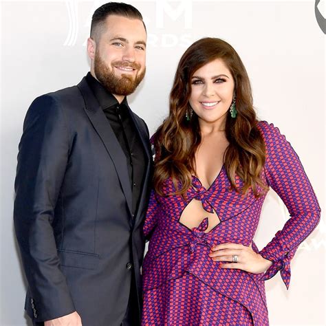 Lady Antebellums Hillary Scott Is Pregnant With Twin Girls