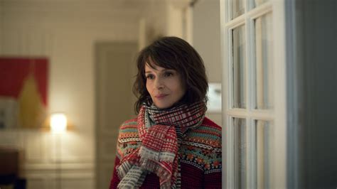 DOUBLES VIES Critique Du Film D Olivier Assayas Avec Juliette Binoche