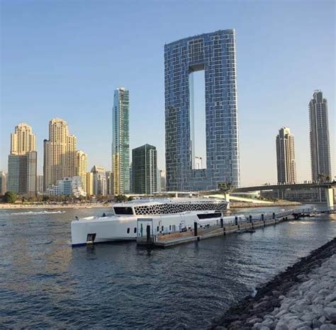 Luxury Yacht Dubai 5 Star Lotus Mega Yacht Cruise With Dinner