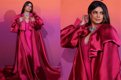 Priyanka Chopra Makes Hearts Stop In Incredibly Stunning Pink Gown At