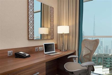 Hilton Garden Inn Dubai Al Mina Dubái Logitravel