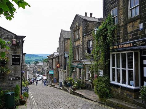 10 Of The Most Quaint Villages In England