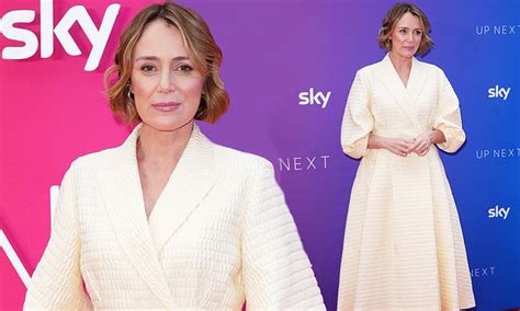 Keeley Hawes Latest News Views Gossip Photos And Video Daily Mail Online