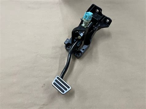 2018 2023 Ford Mustang Gt Auto Brake Pedal Assembly