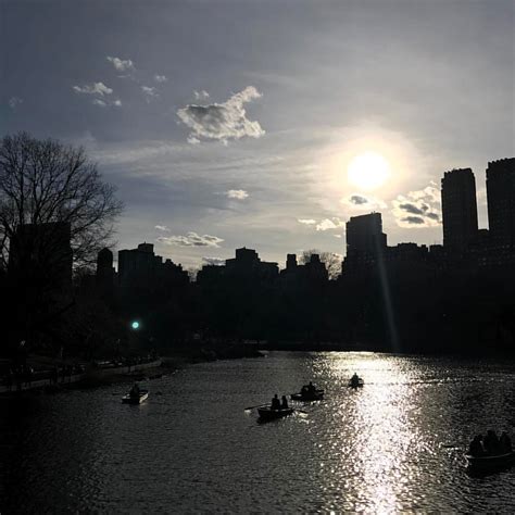 Sun Over Central Park Lake Nyc Centralpark Loran Flickr