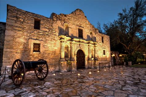 23 Must See Landmarks In Texas Youll Love I Boutique Adventurer