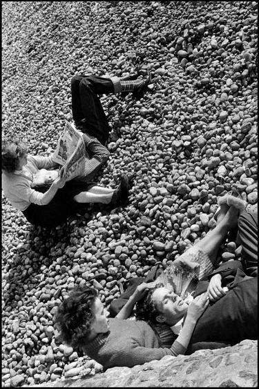 Bruce Davidson England And Scotland Portfolio Couple On Stone Beach