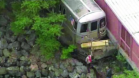 Minor Derailment Affects Staten Island Railway