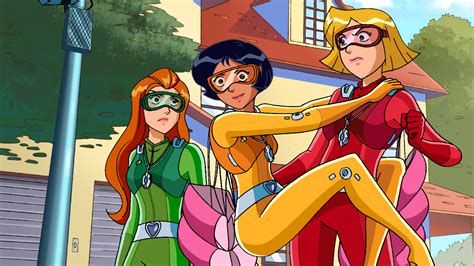The World Needed A “totally Spies” Movie Not Charlies Angels The Geekiary