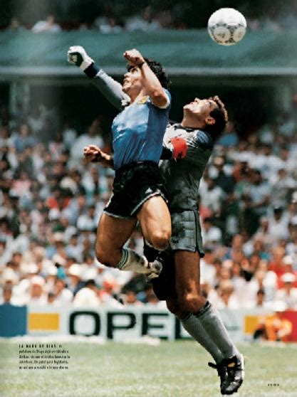 La primera diana, también de maradona, será recordada por anotarse con la mano, tras la salida del arquero y ser bautizada como la mano de dios. El gol del siglo "la mano de dios" - FACO UTP Comunicaciones