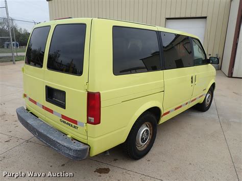 1997 Chevrolet Astro Van In Wichita Ks Item Df1083 Sold Purple Wave