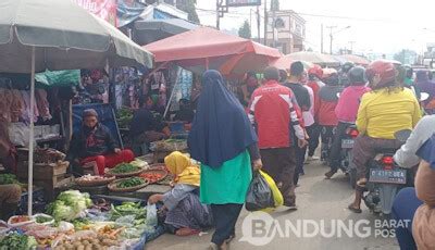 Perseroan berdiri dengan nama pt tancho indonesia dan pada tahun 2001 berganti menjadi pt mandom indonesia tbk. Lowongan Pt Npi Tambun Bekasi : Bikin Macet Warga Kertamulya Tolak Pembangunan Tps Di Bahu Jalan ...