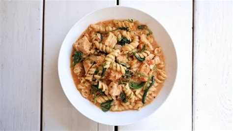 Make sure the release valve is pointing to the sealing position. Instant Pot Creamy Tuscan Chicken & Pasta | Recipe book