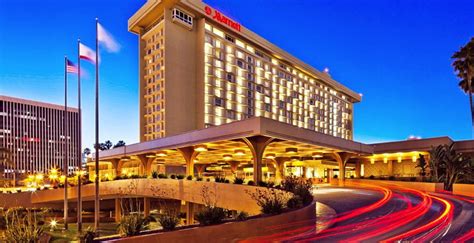1004 Room Los Angeles Airport Marriott Sold For 160 Million
