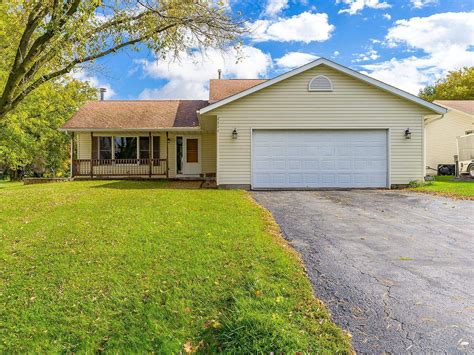 2211 Candlewick Dr Se Poplar Grove Il 61065 Zillow