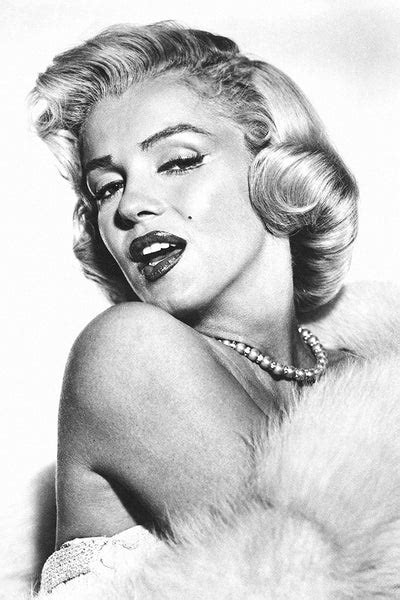 Marilyn Monroe Look Black And White Poster My Hot Posters