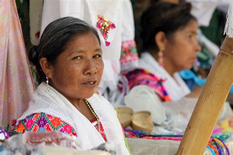 Traducen a lenguas indígenas Ley de protección a mujeres nuevolaredo tv