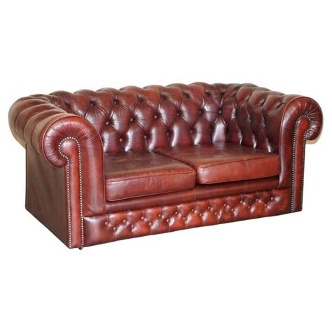 Lovely Vintage Oxblood Leather Chesterfield Gentlemans Club Sofa Part
