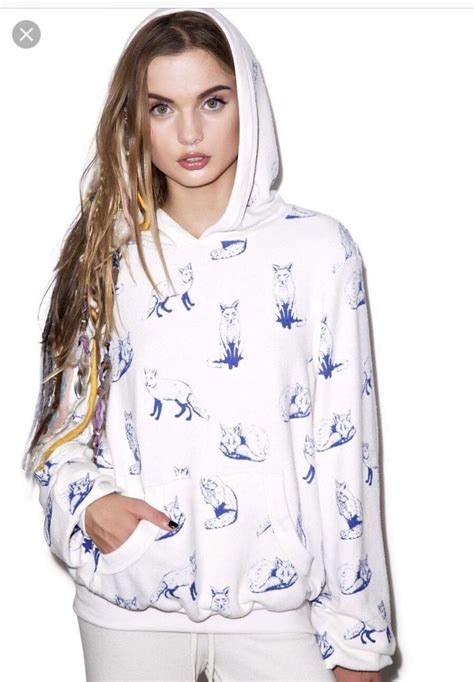 Wildfox Fox Toile Malibu Hoodie Pullover In Vintage Lace Oversized