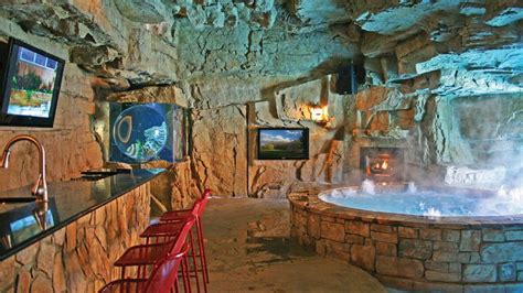 Hot Tub In Cave With Bar Harplegacy Pool House Interiors Pool