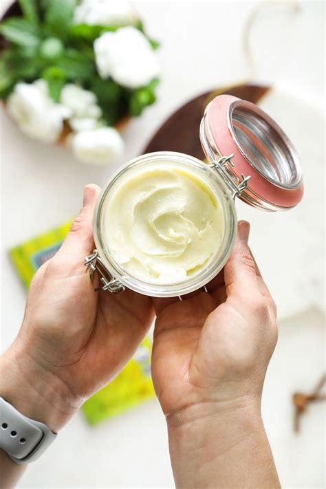 Simple Homemade And Customizable Body Butter That Leaves The Skin