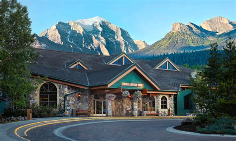 Lake Louise Inn Lake Louise Hotel In Banff National Park