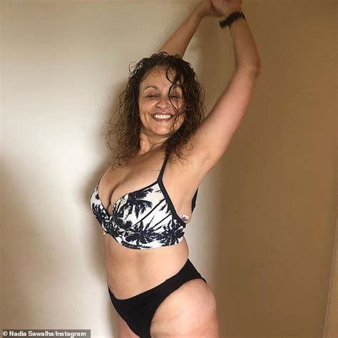 Nadia Sawalha Shares Lingerie Photos To Improve Body Confidence Daily Mail Online