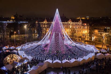 Vilnius Has Prepared Yet Another Christmas Tree Of Utmost Beauty 9