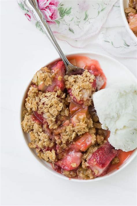 Strawberry Rhubarb Crisp The Perfect Summer Recipe Recipe Rachel