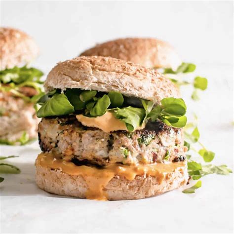 Healthy Turkey Burgers Easy Recipe Hint Of Helen