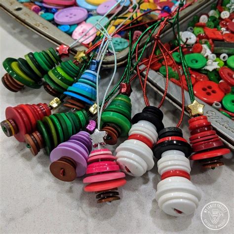 Button Ornaments Button Ornaments Diy Christmas Ornaments To Make