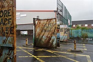 Belfast: Lanark Way Gate - a photo on Flickriver